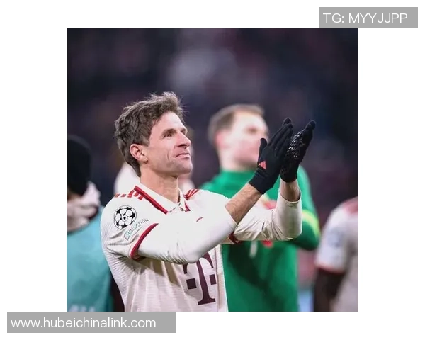 英国足球明星斯的传奇故事与辉煌成就揭示了运动员的奋斗精神与团队合作的重要性 英国足球明星斯的传奇故事与辉煌成就揭示了运动员的奋斗精神与团队合作的重要性