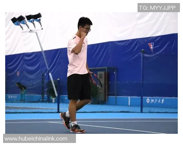 重庆网球队技术探讨:提升网球水平的关键策略与训练方法分析 重庆网球队技术探讨:提升网球水平的关键策略与训练方法分析